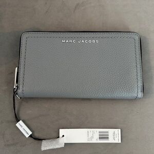 Marc Jacobs Wallet - Black / Gray (NWT)